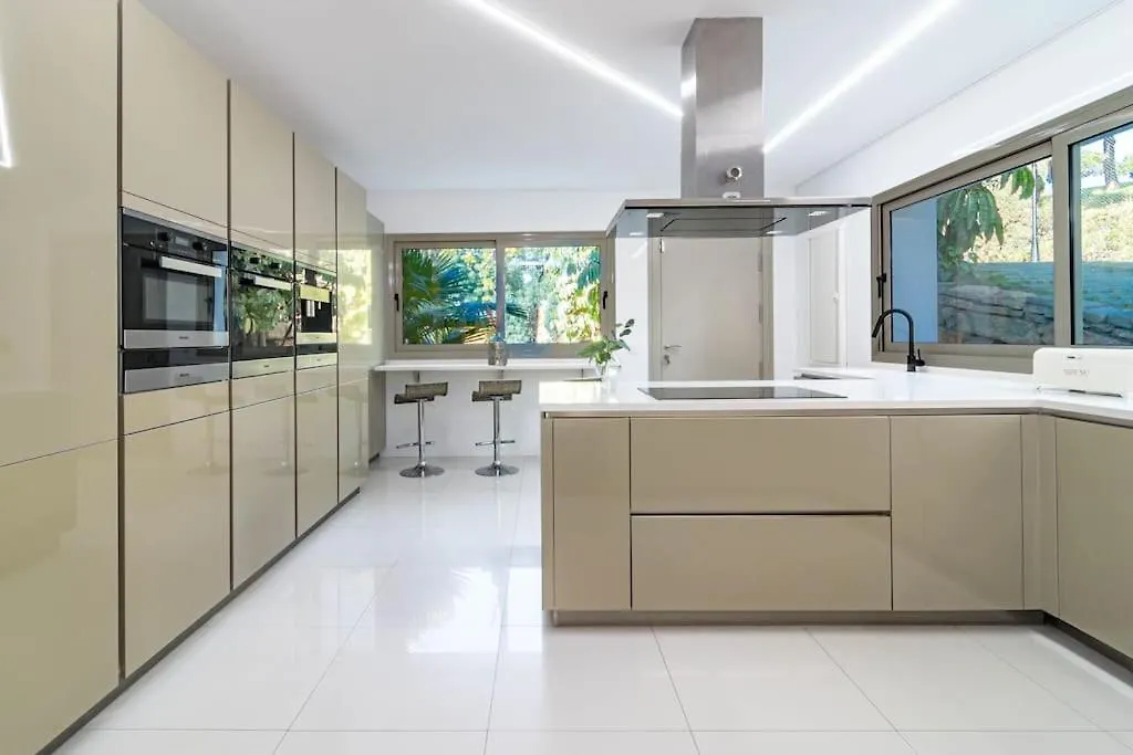 Villa Mercedes Marbella 0*,