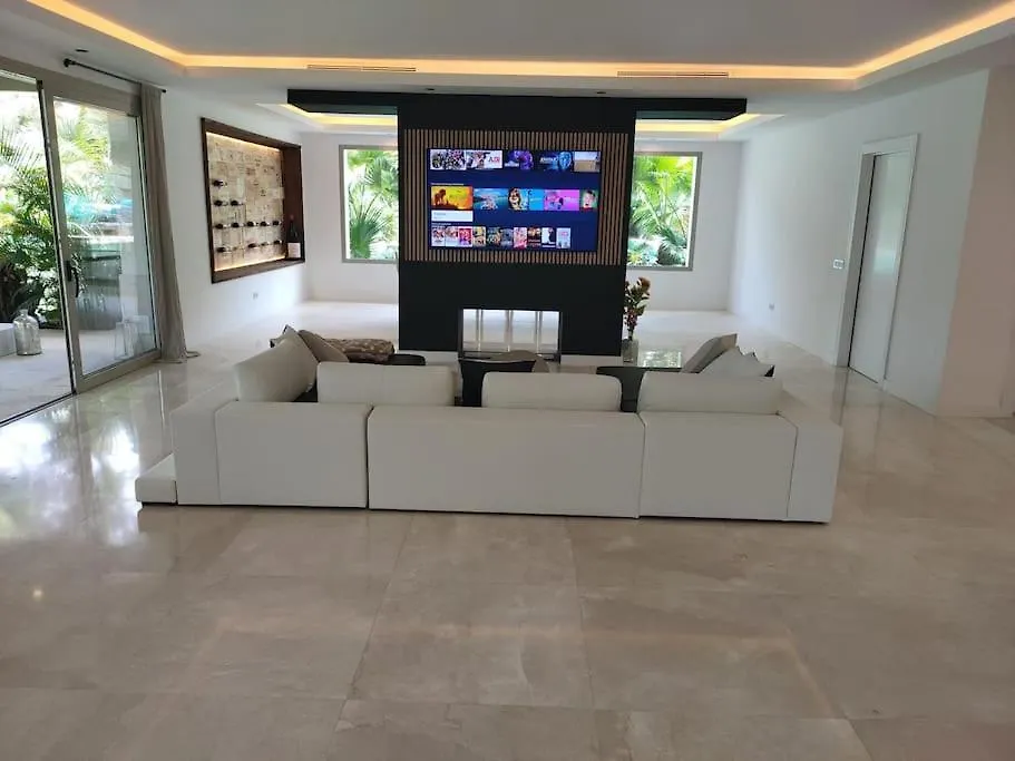 Villa Mercedes Marbella 0*,